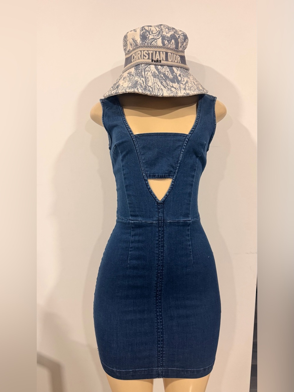 Unisex bucket hat
